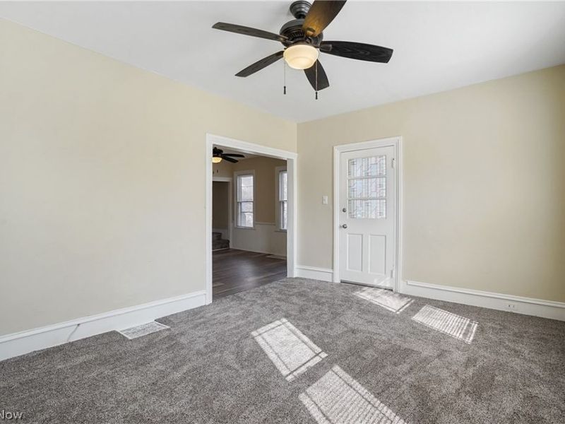 131 W Miller Avenue, Akron, OH 44301 Photo 9