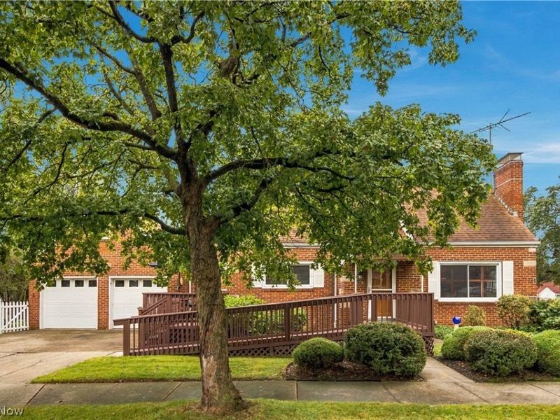 878 Witner Avenue, Akron, OH 44314 Photo 3