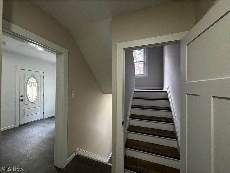 10409 Yale Avenue, Cleveland, OH 44108 Photo 17