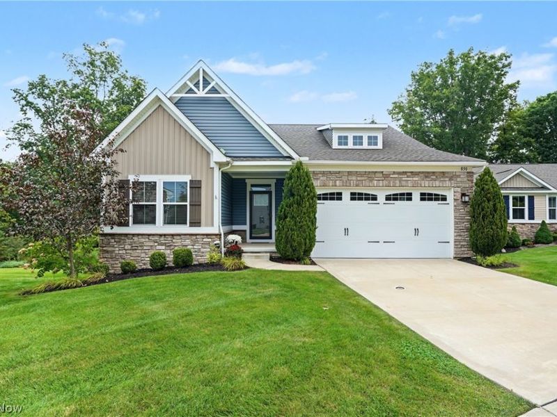 830 Sunrise Circle, Aurora, OH 44202 Photo 1