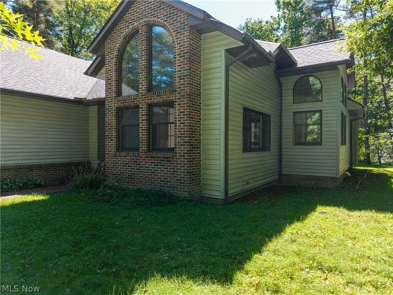 3126 Cliffside Drive, Akron, OH 44321 Photo 4