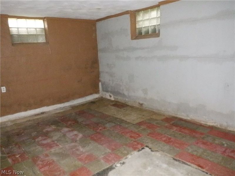 2091 Lee Boulevard, East Cleveland, OH 44112 Photo 19
