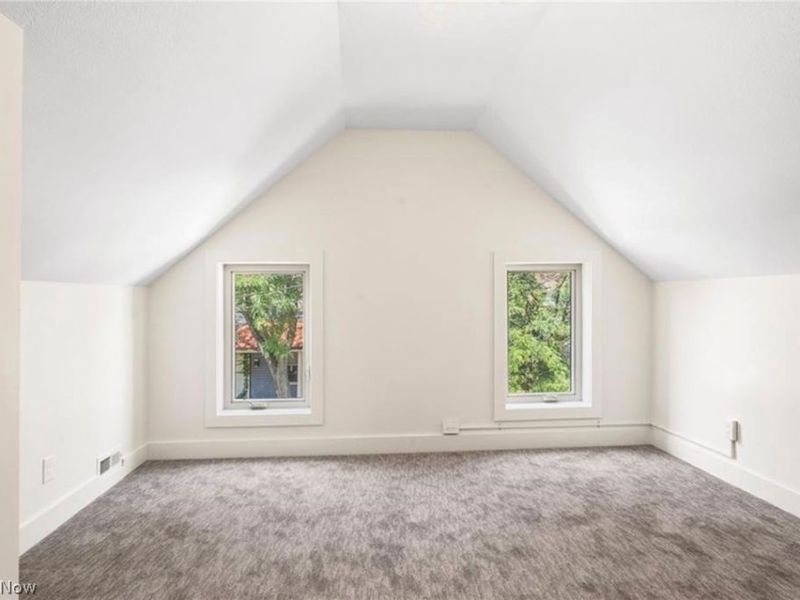 5215 Duke Avenue, Cleveland, OH 44102 Photo 20