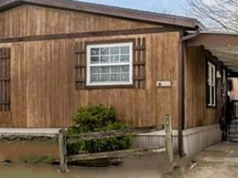 63 Parkway Drive, Olmsted Township, OH 44138 Photo 1