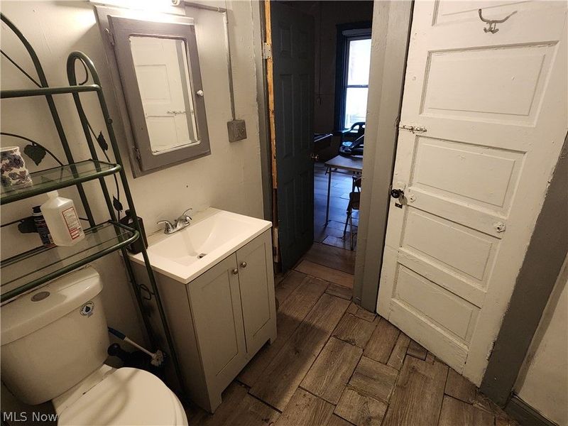 10001 Sophia Avenue, Cleveland, OH 44104 Photo 15