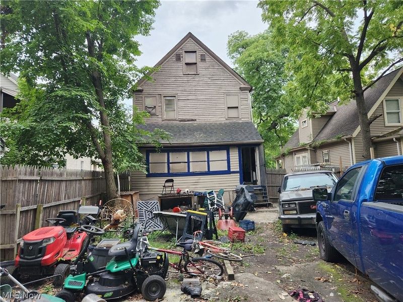 10001 Sophia Avenue, Cleveland, OH 44104 Photo 42