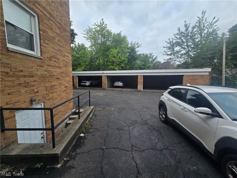 2502 Noble Road, Cleveland Heights, OH 44121 Photo 3