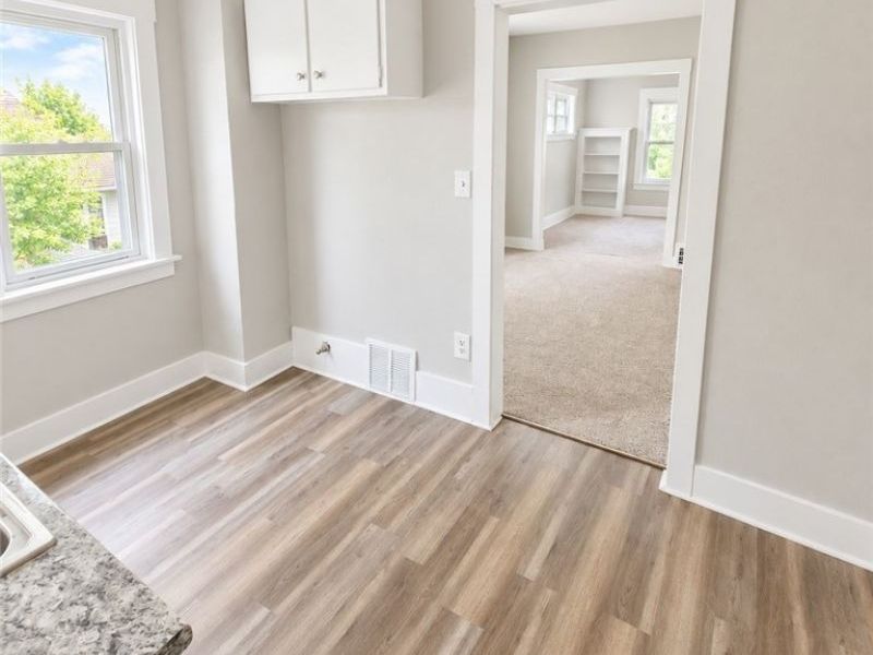 9223 Adams Avenue, Cleveland, OH 44108 Photo 10