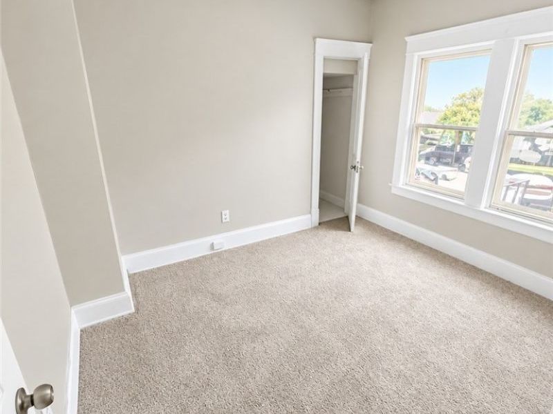 9223 Adams Avenue, Cleveland, OH 44108 Photo 14