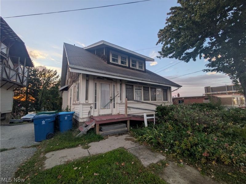 17 E Erie Street, Painesville, OH 44077 Photo 2