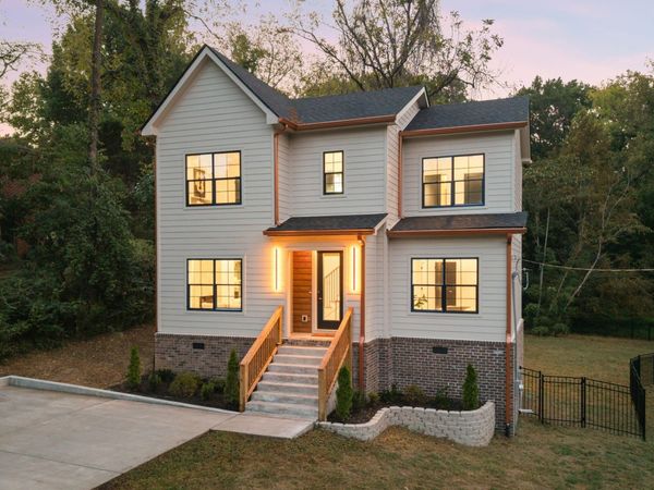 2809 Cooper Ln, Nashville, TN 37216