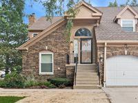 71 Willow Parkway, Buffalo Grove, IL 60089 primary photo