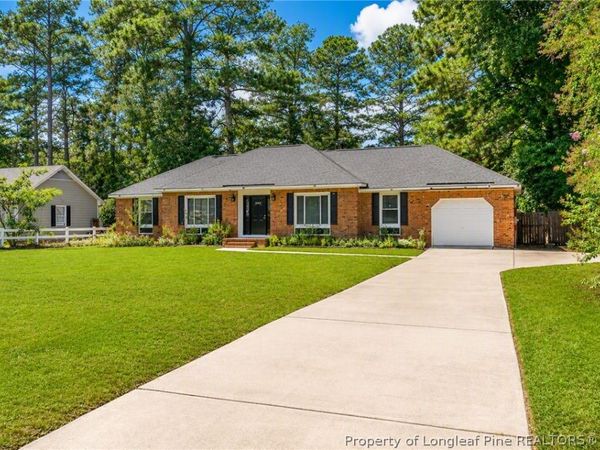 1060 Strickland Bridge Road, Fayetteville, NC 28304