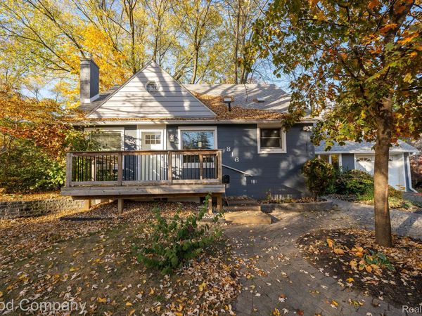 816 W 13 MILE Road W, Royal Oak, Mi 48073