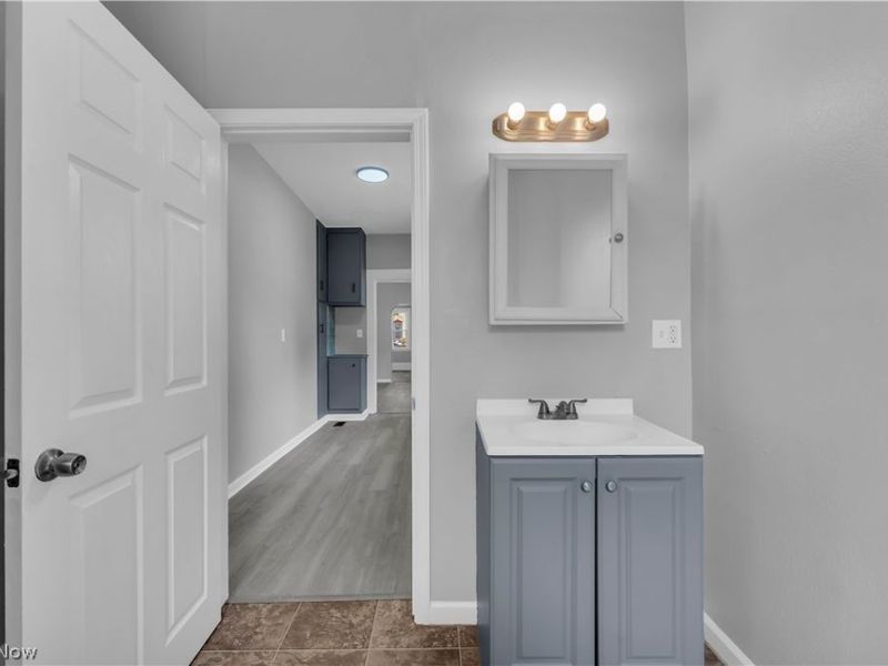 3735 Marvin Avenue, Unit 3735/Front, Cleveland, OH 44109 Photo 20