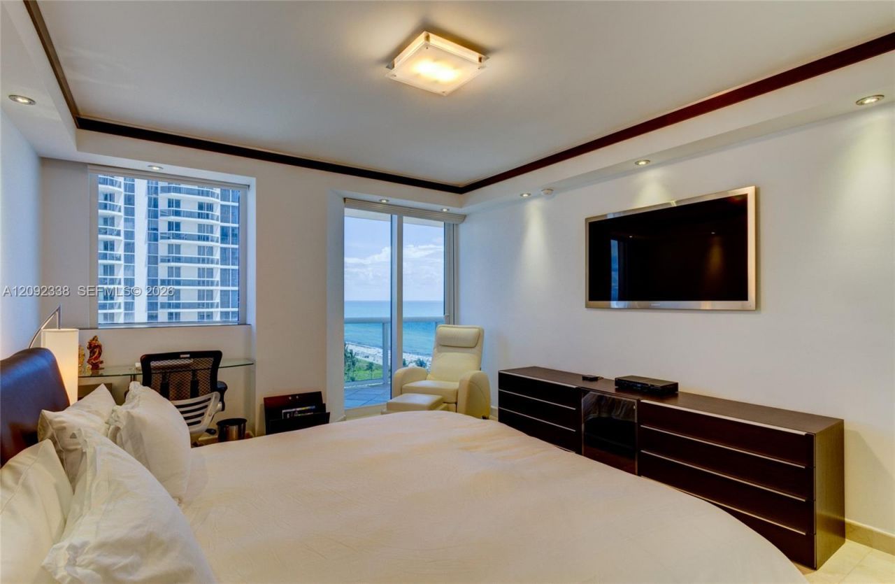 4775 Collins Ave , Unit 1201, Miami Beach, FL 33140 Photo