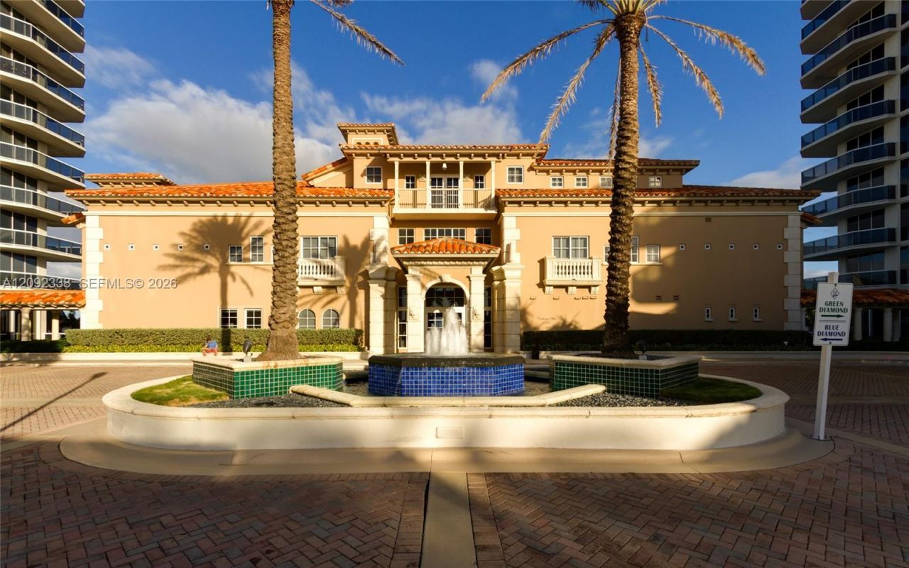 4775 Collins Ave , Unit 1201, Miami Beach, FL 33140 Photo