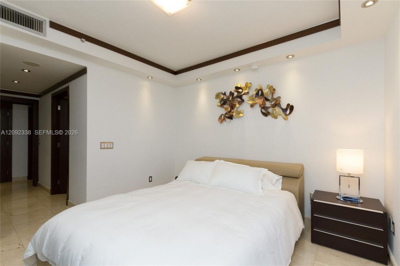 4775 Collins Ave , Unit 1201, Miami Beach, FL 33140 Photo