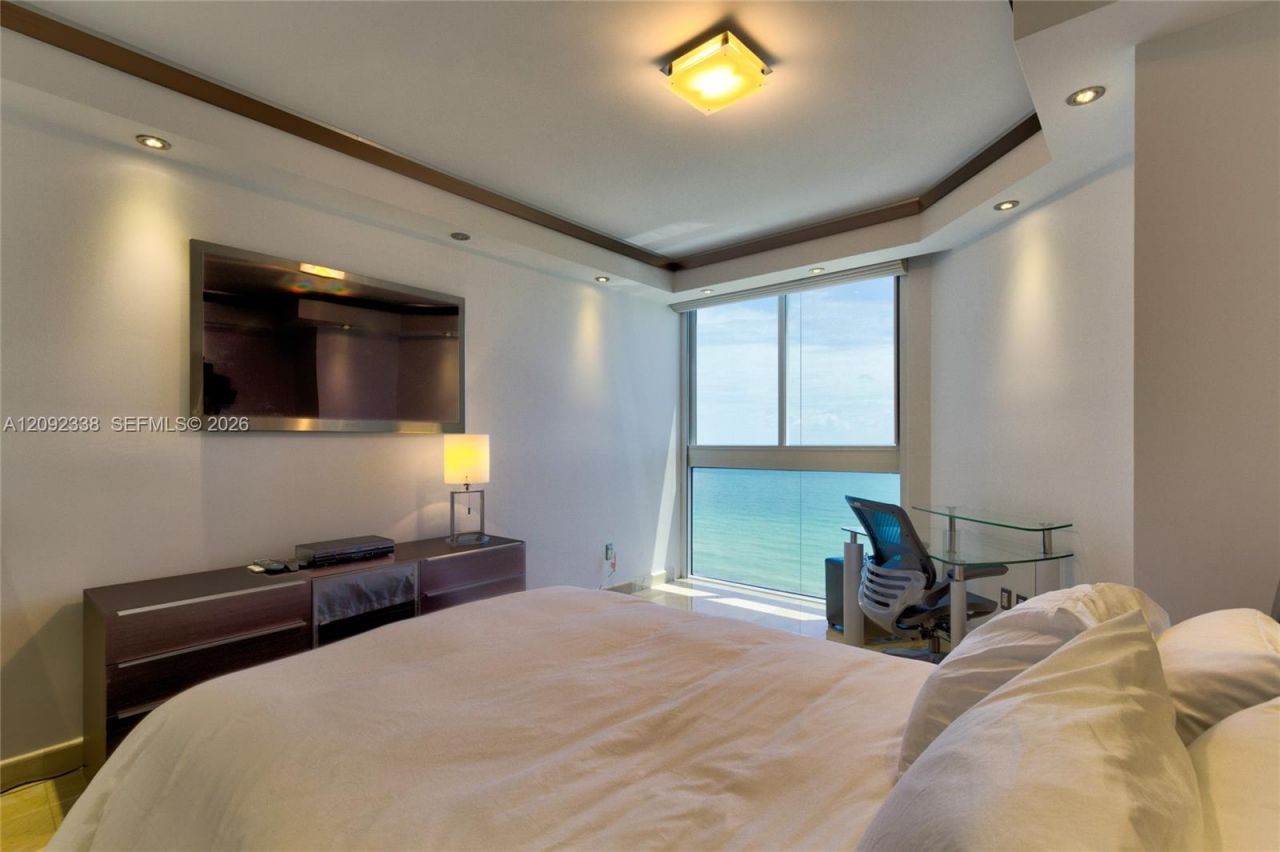 4775 Collins Ave , Unit 1201, Miami Beach, FL 33140 Photo