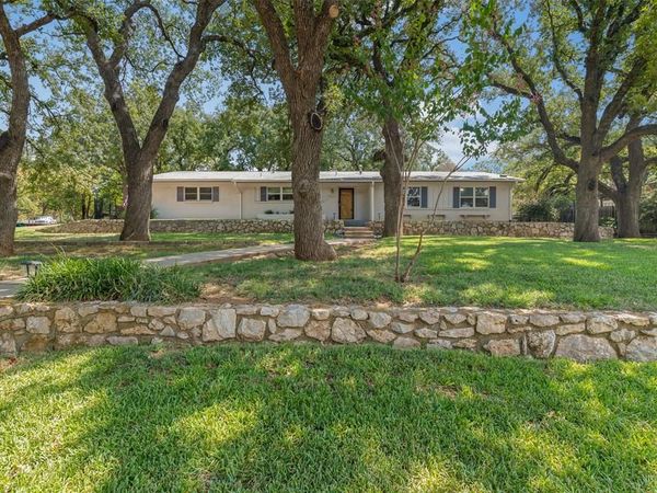 1800 Emerson Lane, Denton, TX 76209