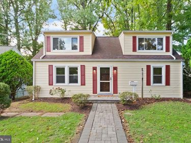 6909 CUSTIS PARKWAY, FALLS CHURCH, VA 22042