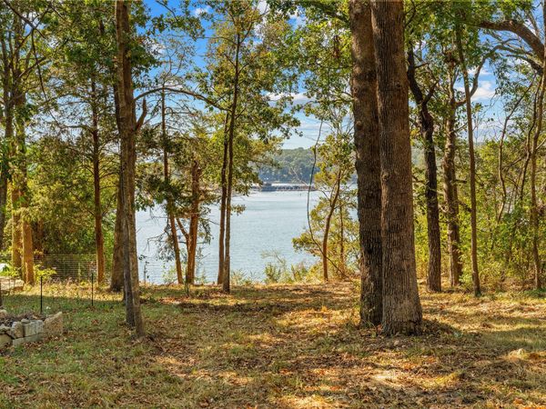 303 5th Avenue , Ridgedale, MO 65739