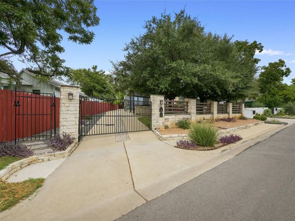 1612 S 3rd ST, Unit B, Austin, TX 78704
