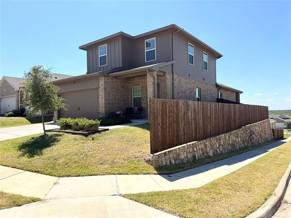 1121 Catalina Lane, Forney, TX 75126