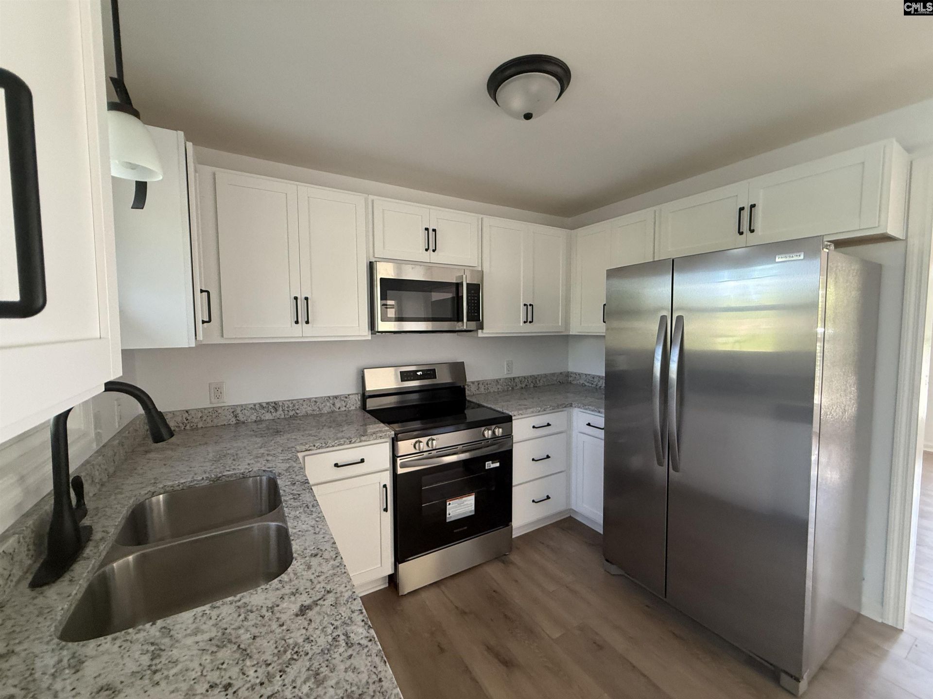 117 Crestmore Drive Photo 11