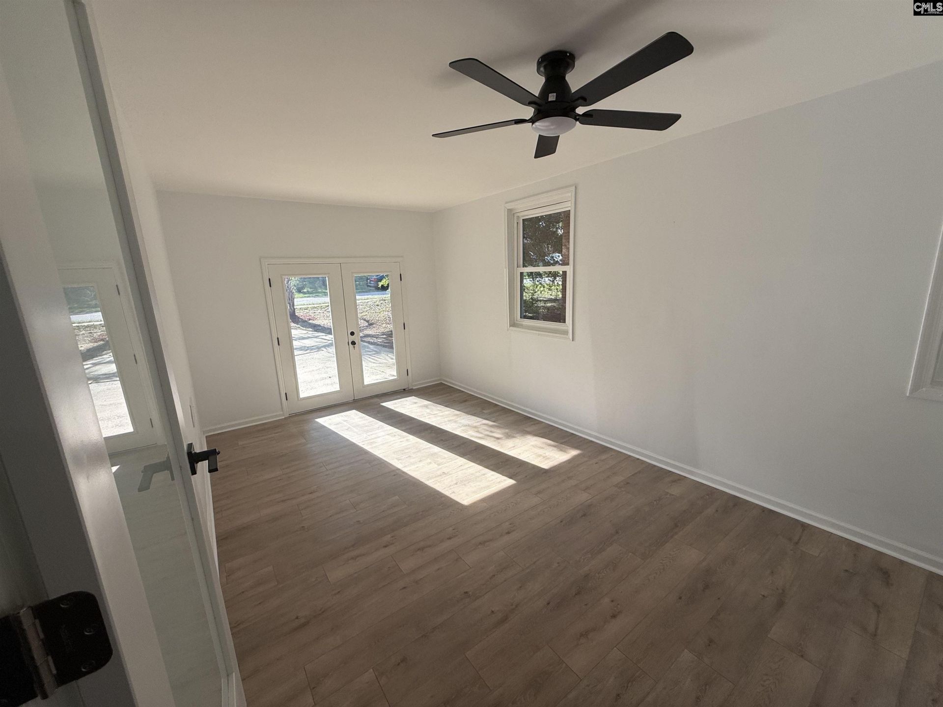 117 Crestmore Drive Photo 17