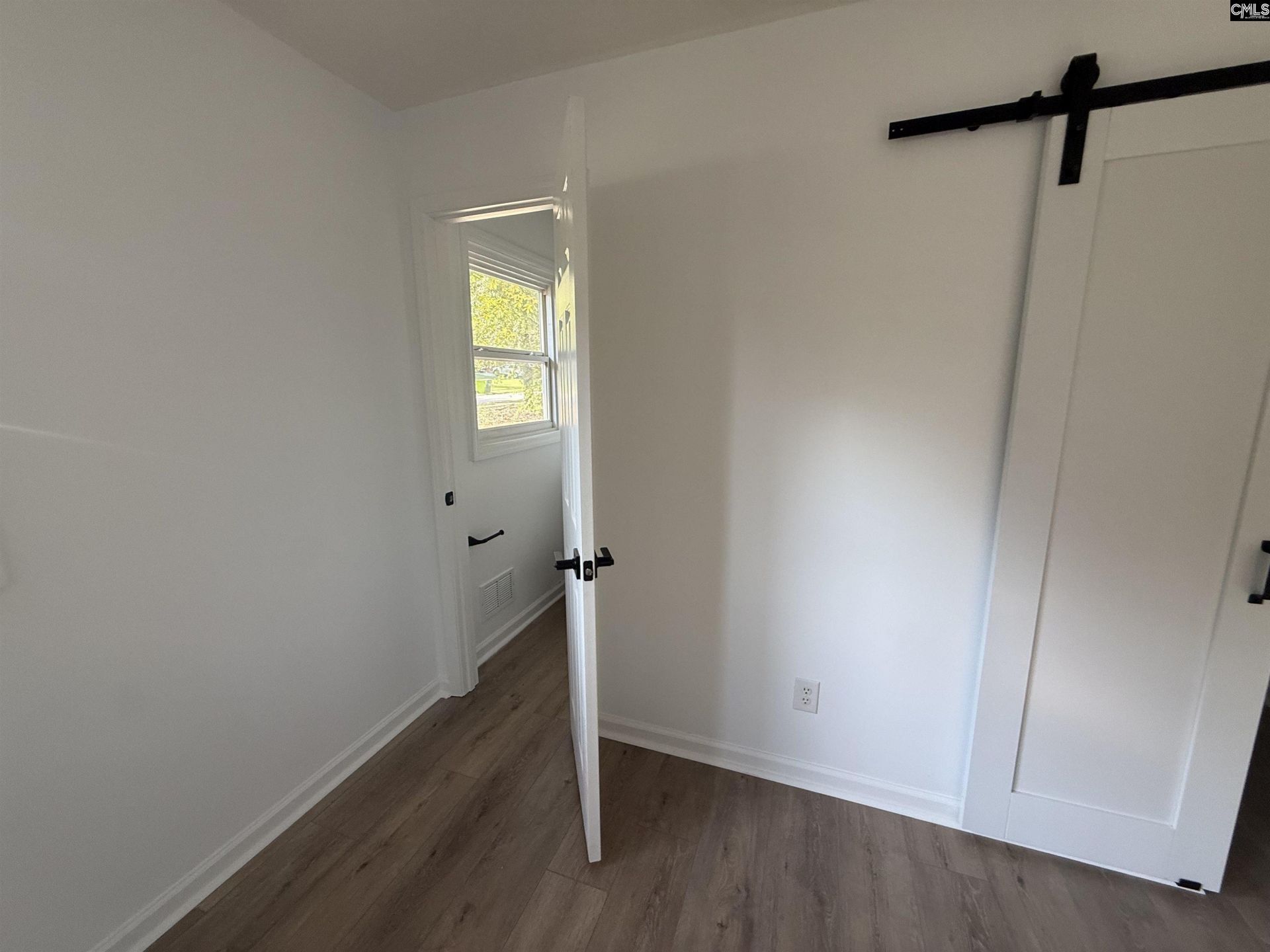 117 Crestmore Drive Photo 32