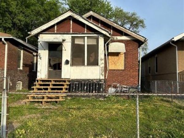 809 N 23 rd , East St Louis, IL 62205