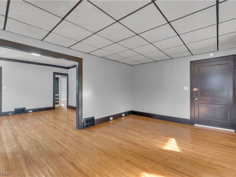 1347 Marlowe Avenue, Unit 2/UP, Lakewood, OH 44107 Photo 6