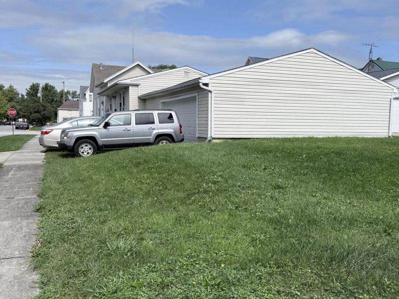 501 E Auglaize Street, Wapakoneta, OH 45895 Photo 19