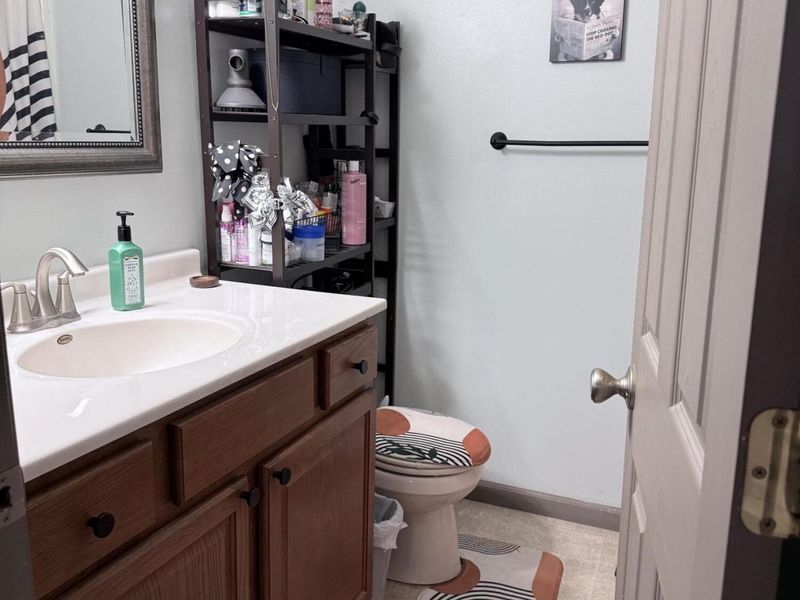 501 E Auglaize Street, Wapakoneta, OH 45895 Photo 8