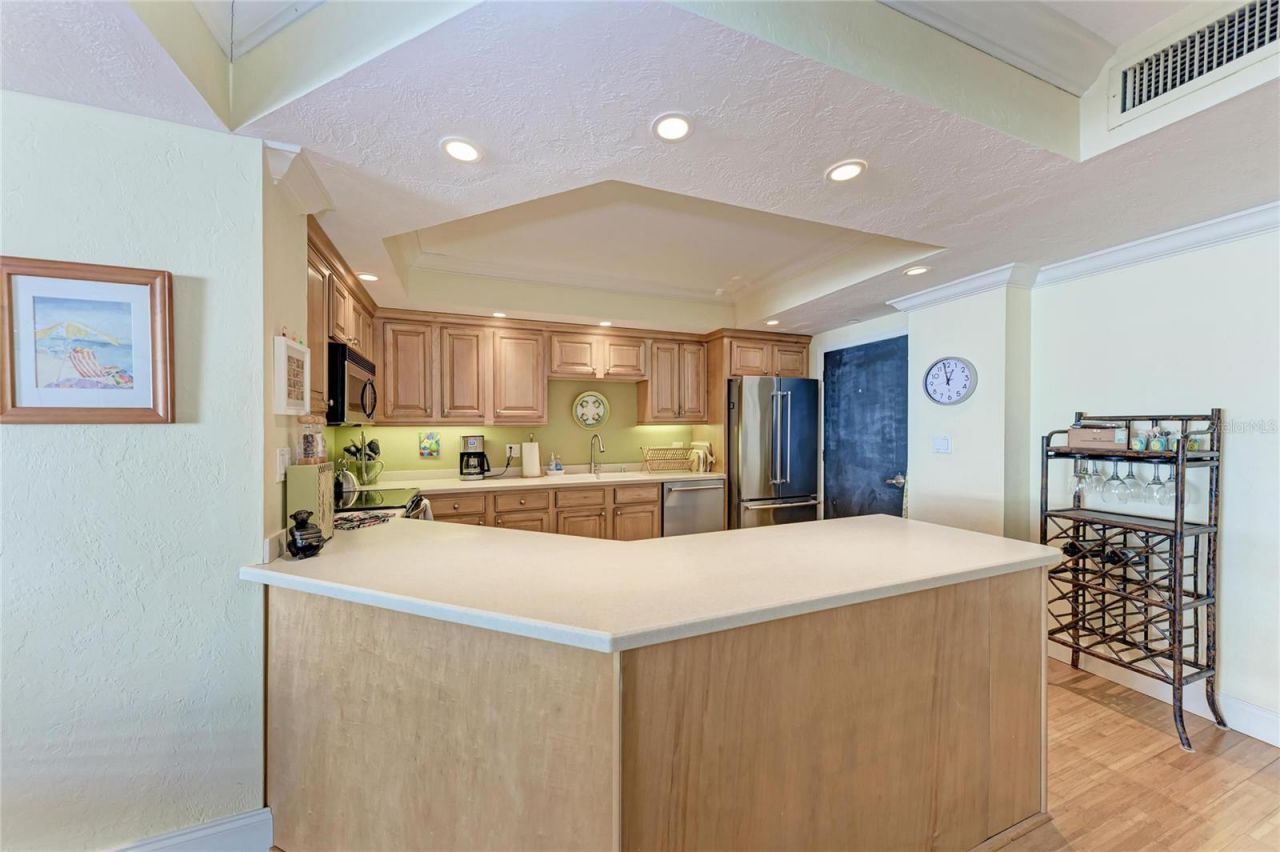 1212 Benjamin Franklin Drive, Unit 208, Sarasota, FL 34236 Photo