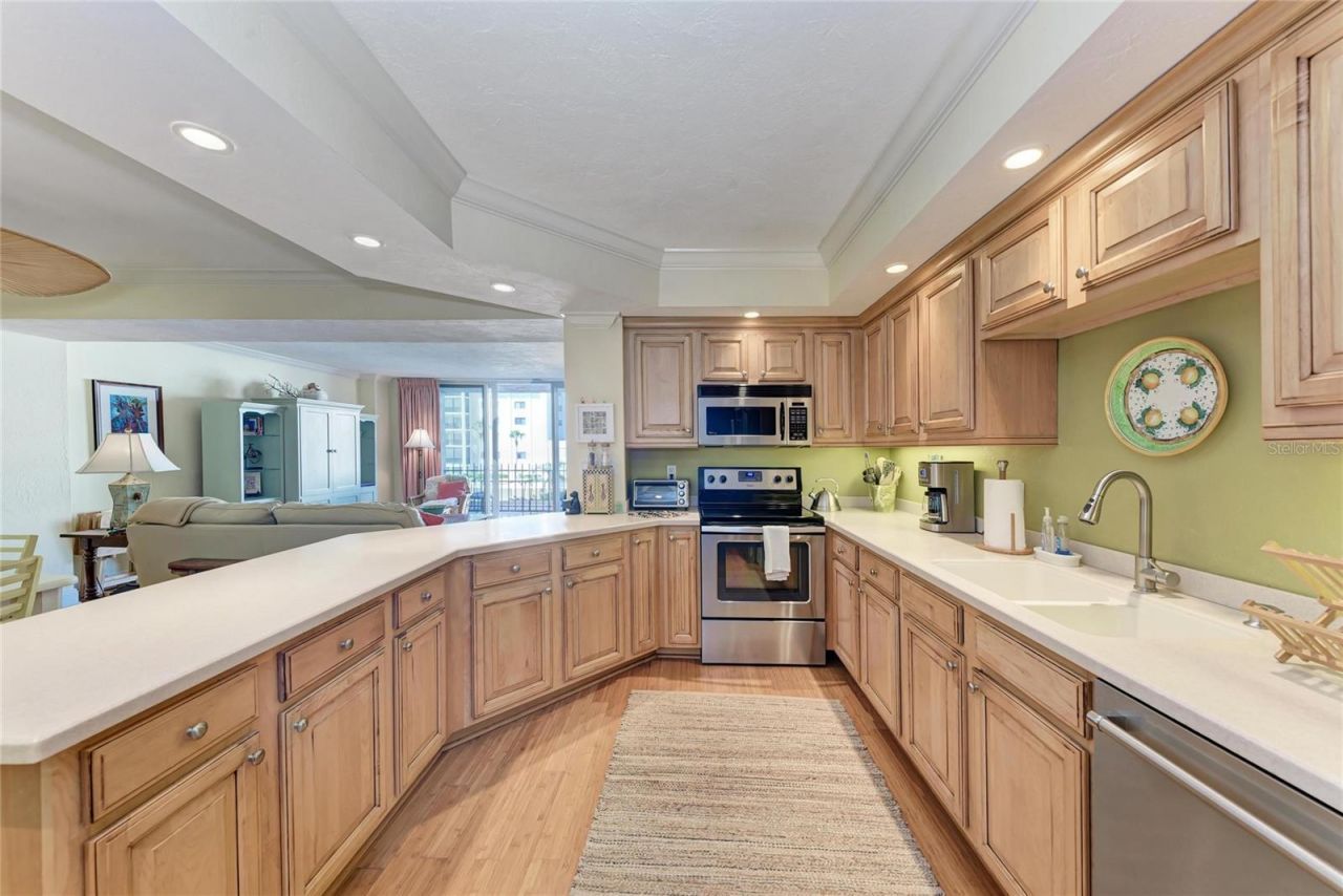 1212 Benjamin Franklin Drive, Unit 208, Sarasota, FL 34236 Photo