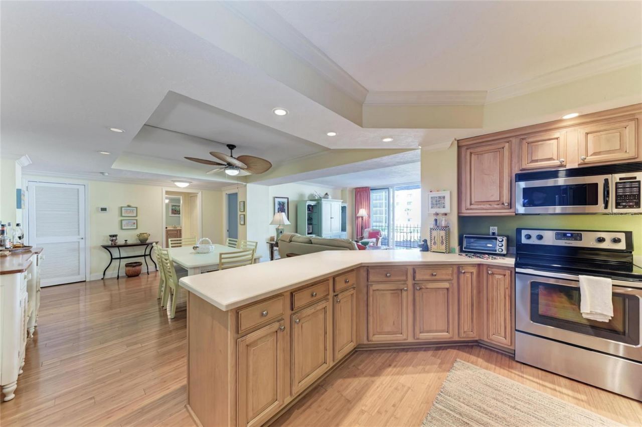 1212 Benjamin Franklin Drive, Unit 208, Sarasota, FL 34236 Photo