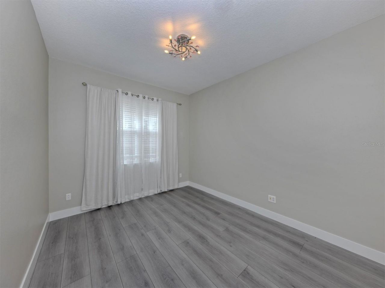 3941 Yellowstone Circle , Sarasota, FL 34233 Photo