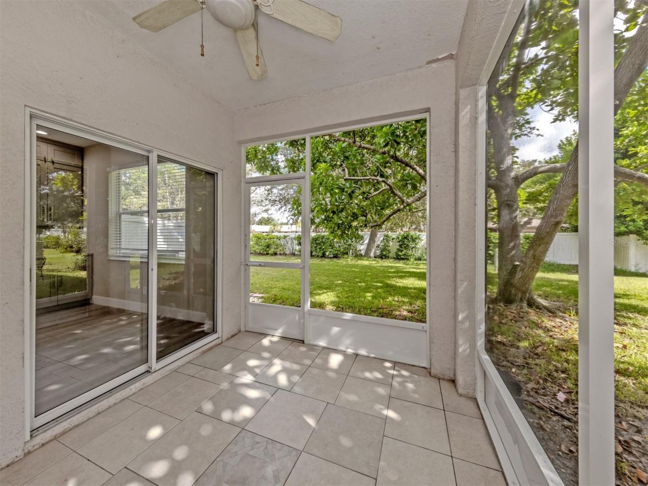3941 Yellowstone Circle , Sarasota, FL 34233 Photo