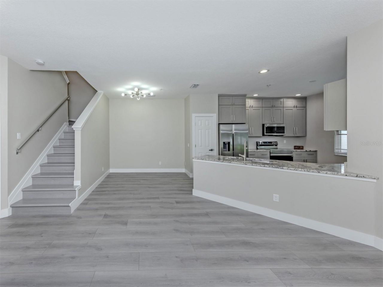 3941 Yellowstone Circle , Sarasota, FL 34233 Photo