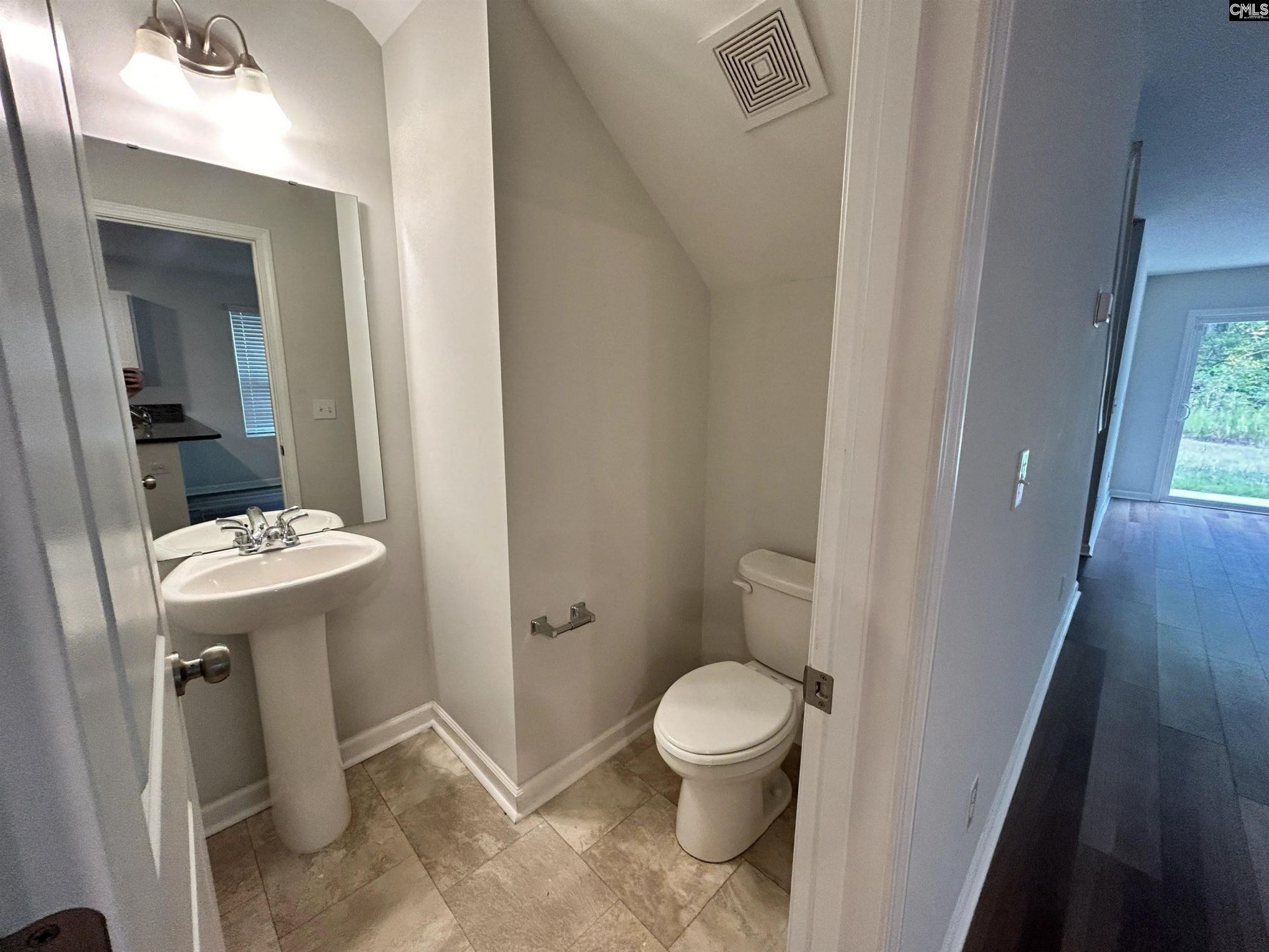 639 Wooster Drive  Photo 5