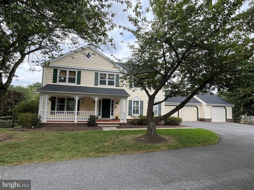 9213 BENTRIDGE AVENUE , POTOMAC, MD 20854
