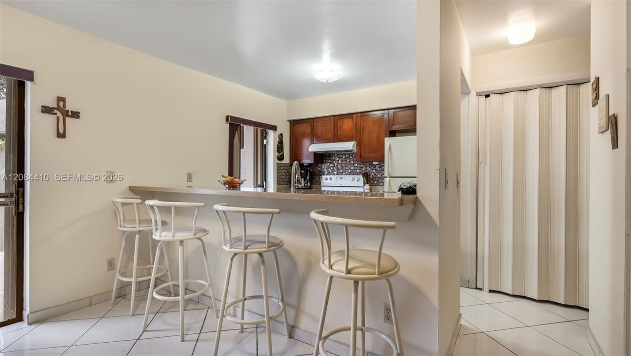 3616 SW 68th Ln , Unit 4-D, Miramar, FL 33023 Photo