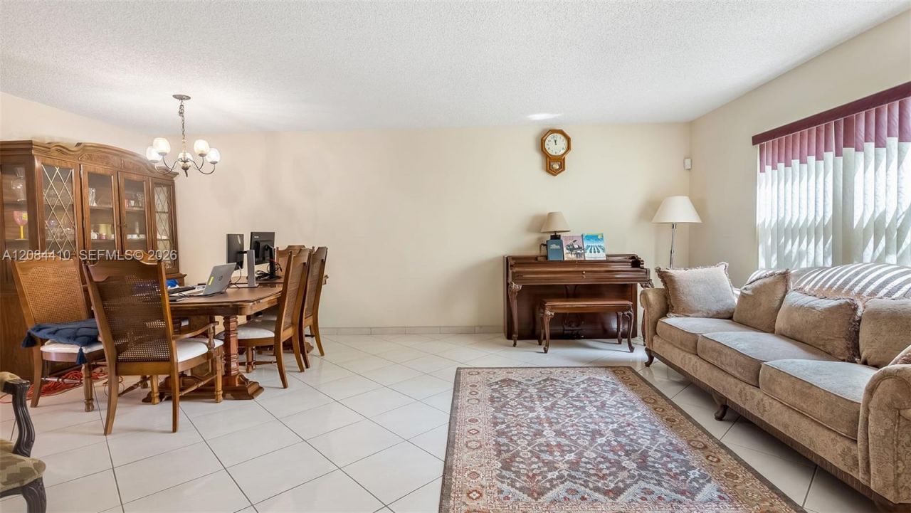 3616 SW 68th Ln, Unit 4-D, Miramar, FL 33023 Photo