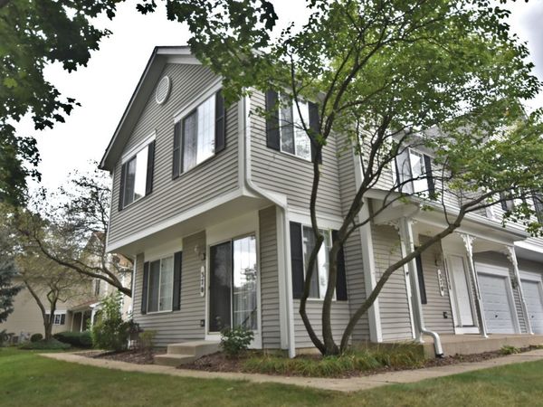 370 Sandhurst Lane , Unit A, South Elgin, IL 60177