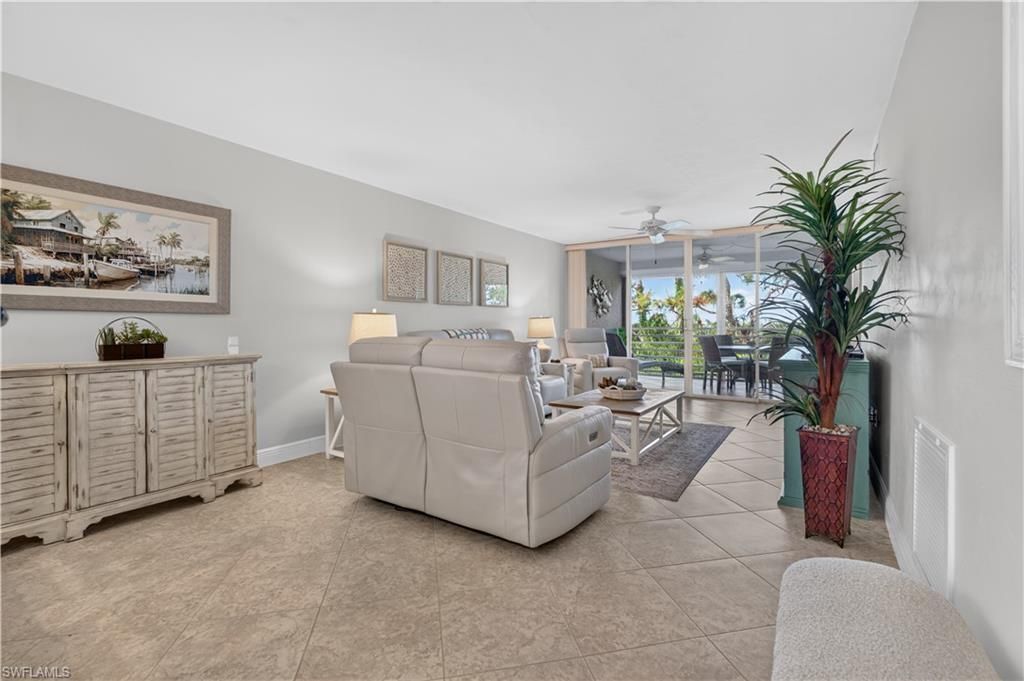 270 Naples Cove Dr , Unit 3403, Naples, FL 34110 Photo