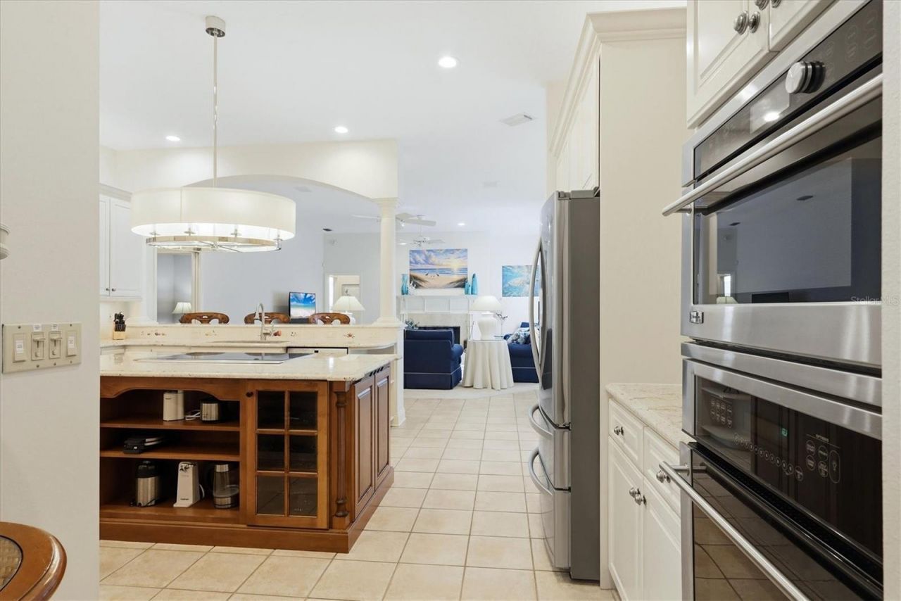 9913 Laurel Valley Avenue Circle, Bradenton, FL 34202 Photo