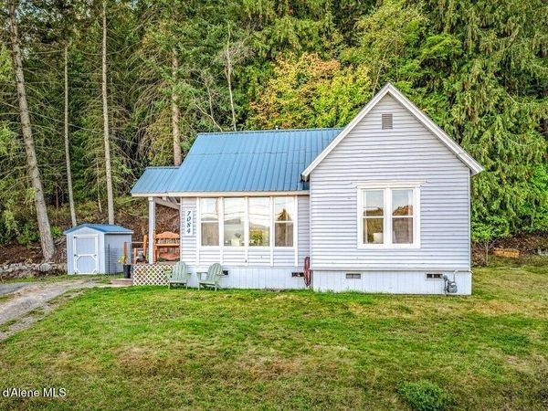 7084 Ash ST , Bonners Ferry, ID 83805