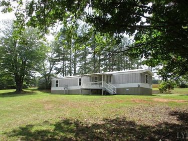 155 James Lane, Hurt, VA 24563